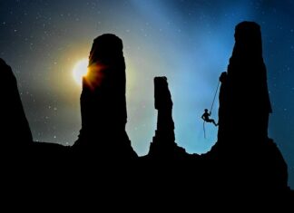 Co jest bezpieczniejsze BLIK czy karta?